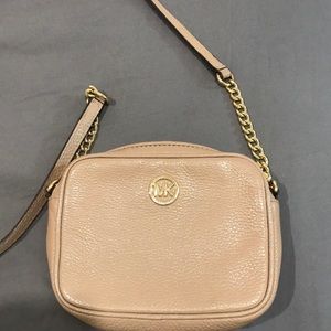 micheal Kors crossbody